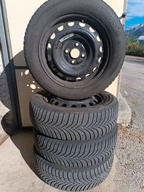 Pneumatici invernali Hankook RS2 175-65 R15 84T