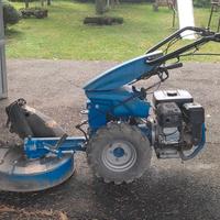 Motofalciatrice con tosaerba