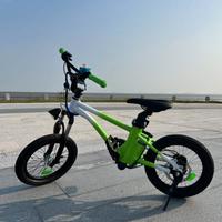 K16 Rider: bici elettrica BMX ultraleggera 250W