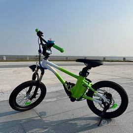 K16 Rider: bici elettrica BMX ultraleggera 250W