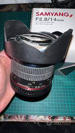 Obiettivo Canon Samyang 14mm f2.8 Ultra Wide Angle