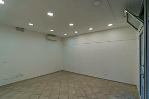 Negozio Via Garibaldi a Rimini