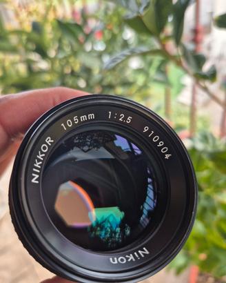 Nikon Nikkor 105 mm f2.5