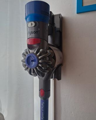Dyson V7 Fluffy