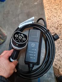caricabatterie auto Mercedes elettrica 