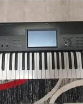 TASTIERA SINTH KORG KROME