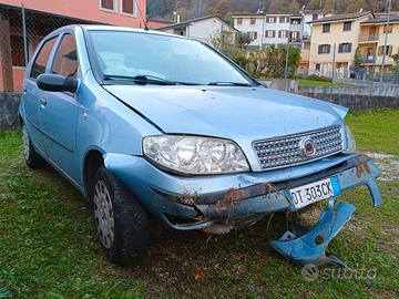 Fiat Punto INCIDENTATA metano