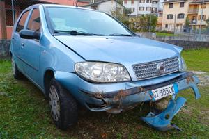 Fiat Punto INCIDENTATA metano