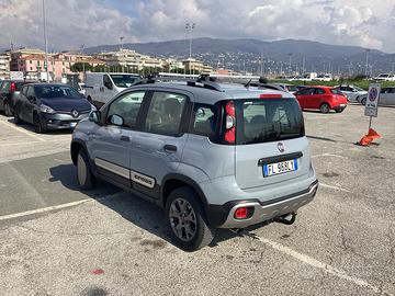 Fiat panda cross mjt 4x4 95 cv 5 posti gancio tr