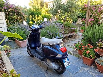 Vespa LX 125