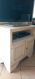 mobile in legno antichizzato 