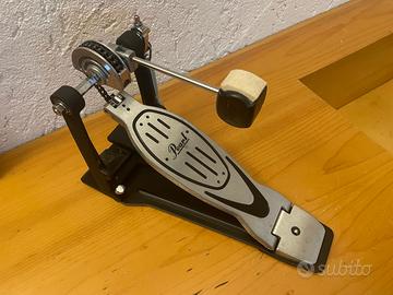 Pedale per batteria