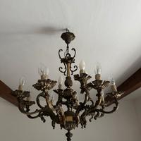 Lampadario a candelabro