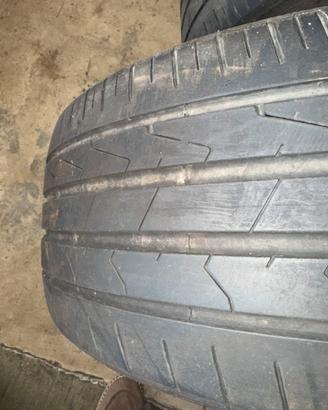 Hankook 225/45 r 18