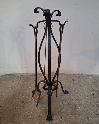 Attrezzatura, accessori per camino