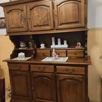 Credenza con Vetrina in Legno Massiccio – Stile Ru