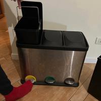 SONGMICS Dual Trash Can (2x30L) – 1 Bin Missing