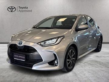 Toyota Yaris Hybrid Trend MY22