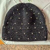 Cappello lavorato a maglia da donna
