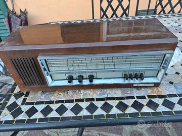 VECCHIA RADIO D'EPOCA A VALVOLE MARCA CREZAR MODEL