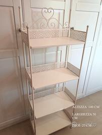 scaffale in ferro battuto color crema