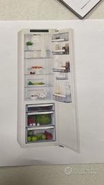 Frigorifero AEG nuovo