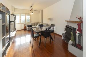 QUADRILOCALE RISTRUTTURATO ZONA FERRO DI CAVALLO