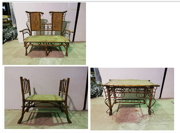 2 poltroncine  2 sedie  1 divanetto 1 tavolo