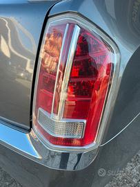 Stop dx lancia Thema