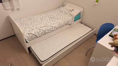 letto singolo con rete estraibile e materassi