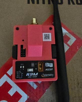frsky R9M con antenna