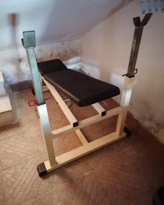 Panca regolabile per esercizi pettorali 