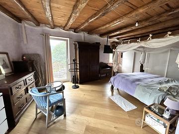 Casa indipendente con terreno