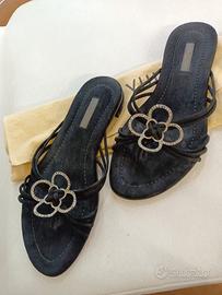 Infradito in suede nero Vuitton