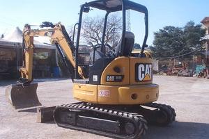 MiniEscavatore usato CATERPILLAR 303E.CR