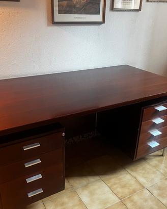 Scrivania fine anni 60