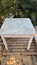 tavolo in legno