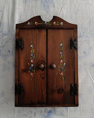 Portachiavi da Parete in Legno Scuro Dipinto 