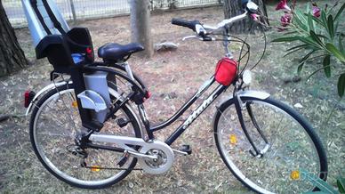 Seggiolino posteriore bici porta bambini