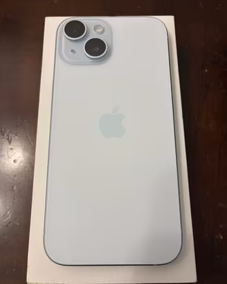 Apple iPhone 15 Come Nuovo con Scatola e Accessori