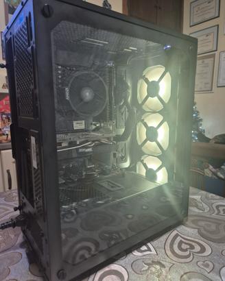 pc da  gaming  + schermo 