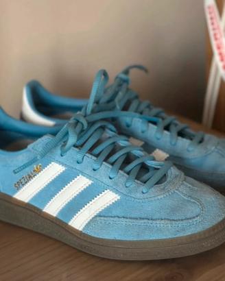 Adidas spezial