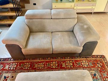 Coppia di divani + pouf contenitore