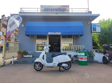 Vespa GTS 300