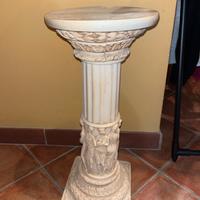 Colonna decorativa in marmo