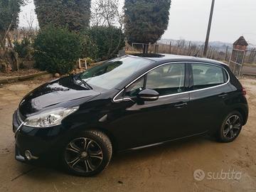 Peugeot 208 - 2014 Neopatentati