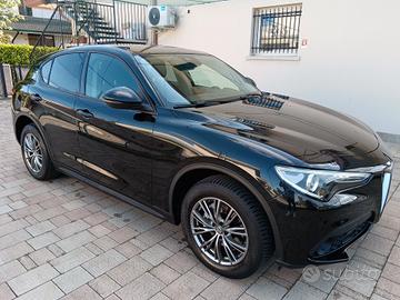 Alfa Romeo Stelvio 2.2 Turbodiesel 180 CV AT8 Q4 E