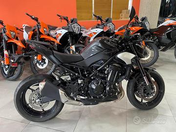 Kawasaki Z 900 - 2025