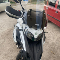 Benelli trk502x