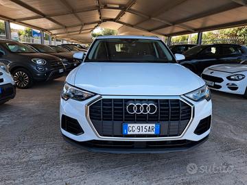 Audi Q3 35 TDI S tronic Business